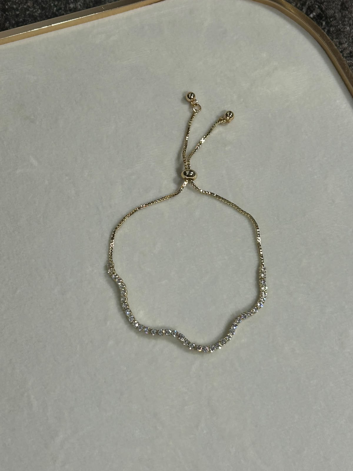 Brazalete ajustable